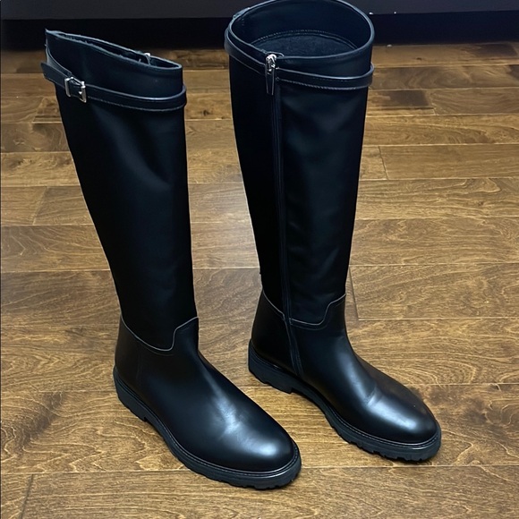 La CANADIENNE Shoes - NWOT, La CANADIENNE Quintin Boots